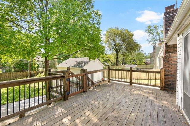 4919 Bluejacket Street, Shawnee, KS 66203