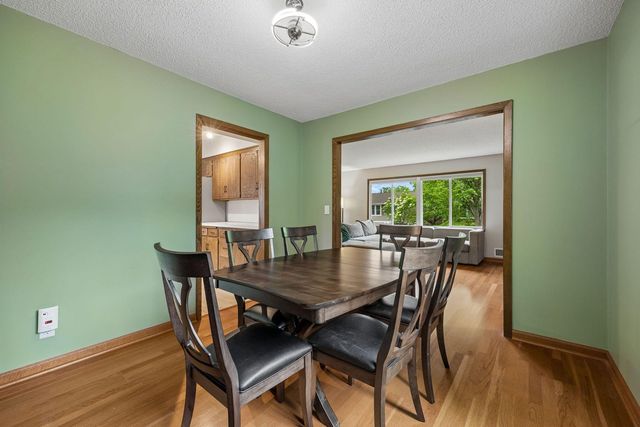 5900 Saint Johns Avenue, Edina, MN 55424