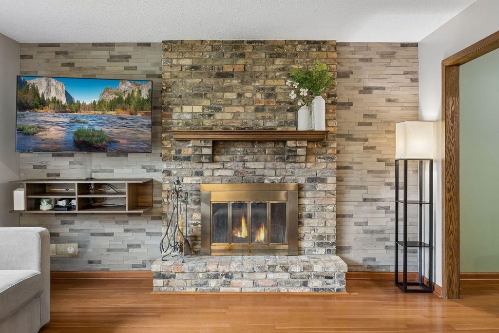 5900 Saint Johns Avenue, Edina, MN 55424 — photo 5