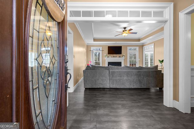 205 Wyngate Circle, Fayetteville, GA 30215