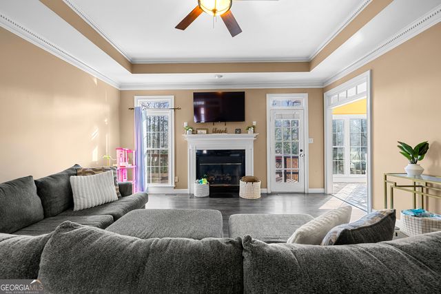 205 Wyngate Circle, Fayetteville, GA 30215