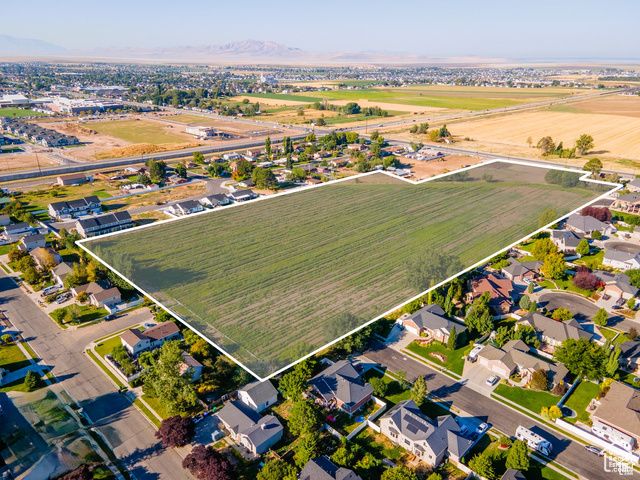 12 N 2000 W # 1, West Point, UT 84015