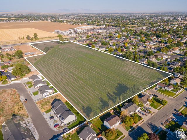 12 N 2000 W # 1, West Point, UT 84015