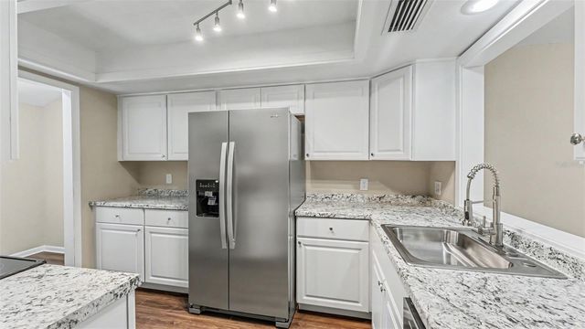 2025 SYLVESTER RD C1, Lakeland, FL 33803