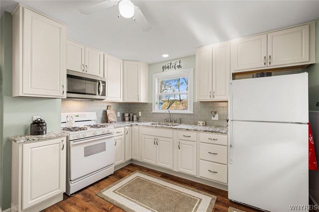 223 Kirkwood Drive, West Seneca, NY 14224