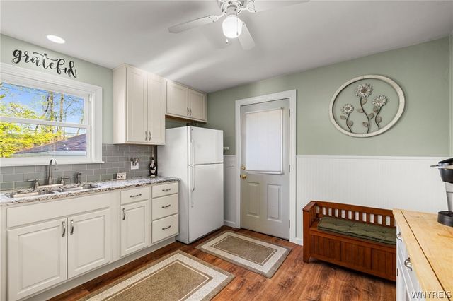 223 Kirkwood Drive, West Seneca, NY 14224