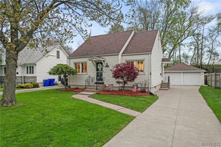 223 Kirkwood Drive, West Seneca, NY 14224
