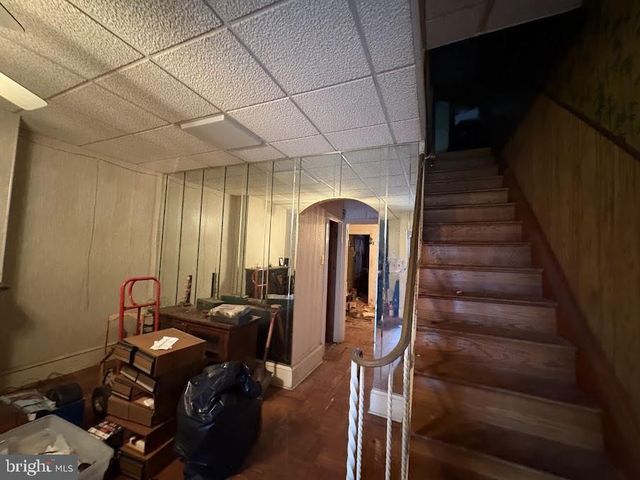 1315 W SOMERSET ST, Philadelphia, PA 19132