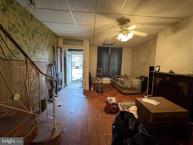 1315 W SOMERSET ST, Philadelphia, PA 19132