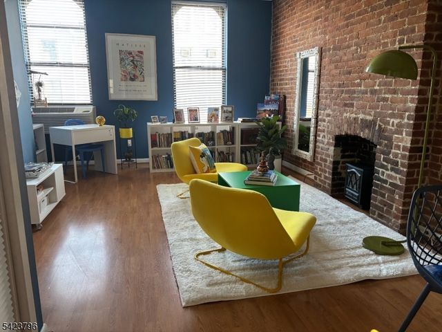 6 E Blackwell St Apt 2D 2D, Dover Town, NJ 07801