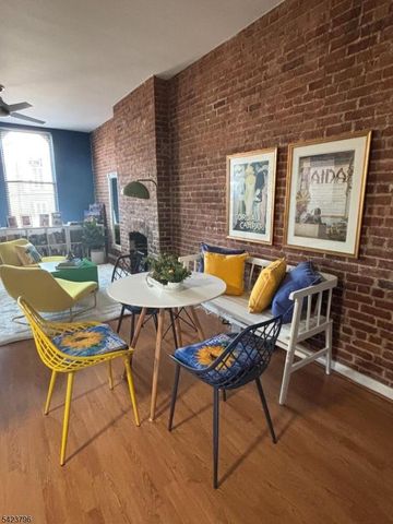 6 E Blackwell St Apt 2D 2D, Dover Town, NJ 07801