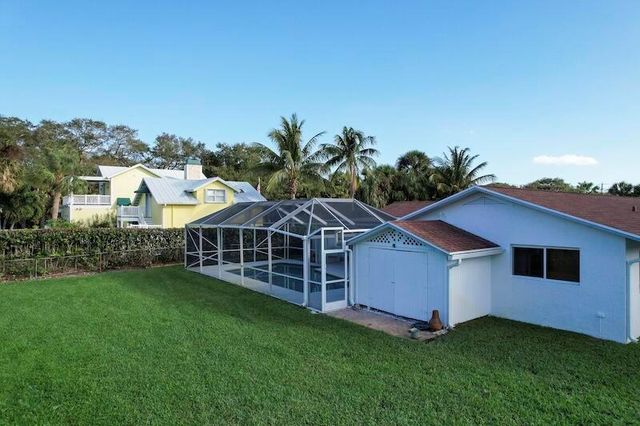 2289 Windsor Road, Palm Beach Gardens, FL 33410