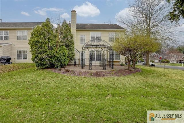 11 Quarry Court, East Windsor, NJ 08520