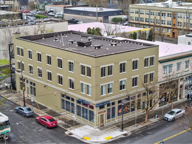 708 N KILLINGSWORTH St 2, Portland, OR 97217