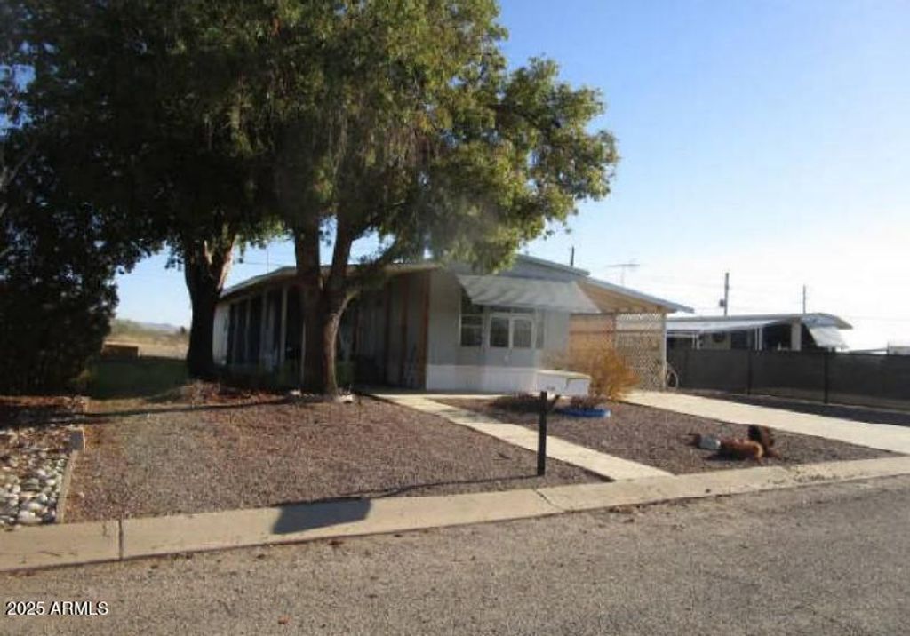 22320 W SCOTTY Lane, Wittmann, AZ 85361