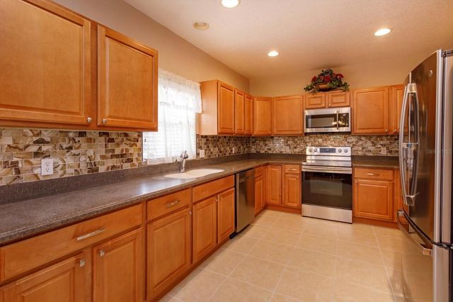 16201 CITRUS PKWY, Clermont, FL 34714