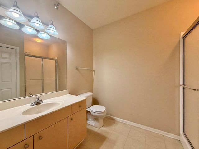 1760 SE L.a. Grant Parkway 44, Waukee, IA 50263