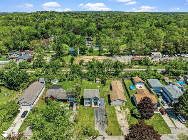 6428 Saline Drive, Waterford Twp, MI 48329