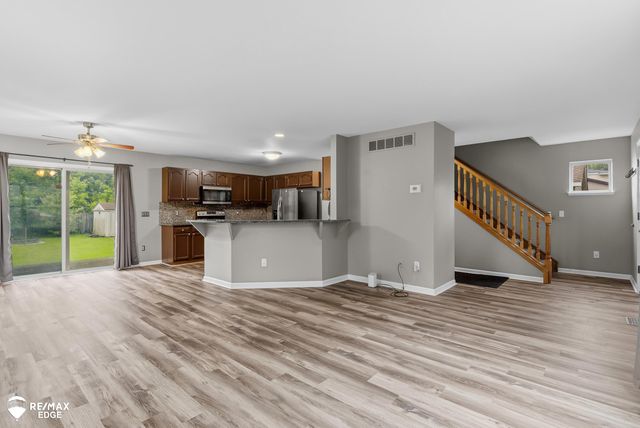 6428 Saline Drive, Waterford Twp, MI 48329