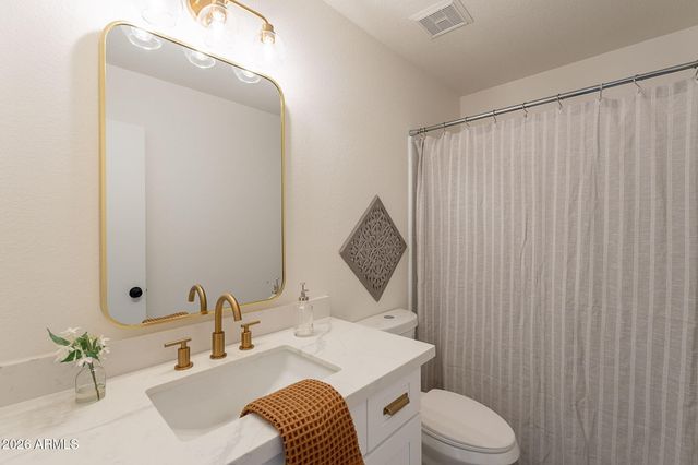 3608 W FAIRVIEW Lane, Chandler, AZ 85226