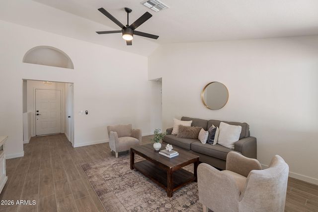 3608 W FAIRVIEW Lane, Chandler, AZ 85226