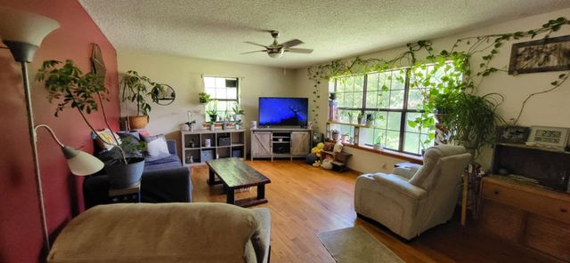 18946 Noland Lane, Neosho, MO 64850