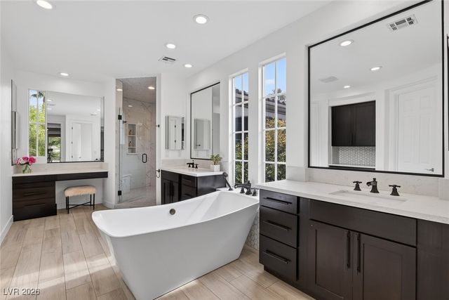 2805 Evening Rock Street, Las Vegas, NV 89135