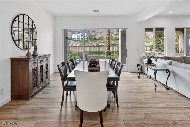 2805 Evening Rock Street, Las Vegas, NV 89135