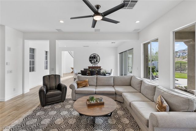 2805 Evening Rock Street, Las Vegas, NV 89135