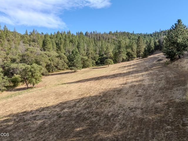3583 S Stage Road Lot 10, Medford, OR 97501