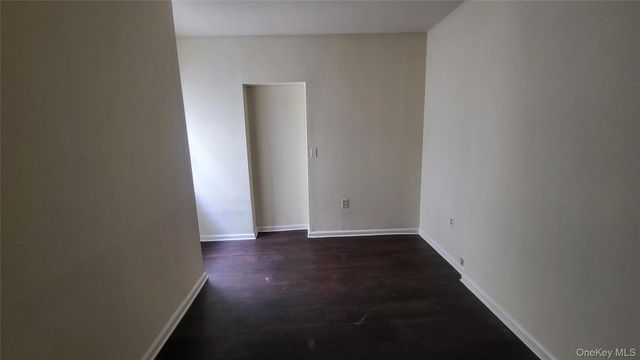 67 Academy St 3, Poughkeepsie, NY 12601