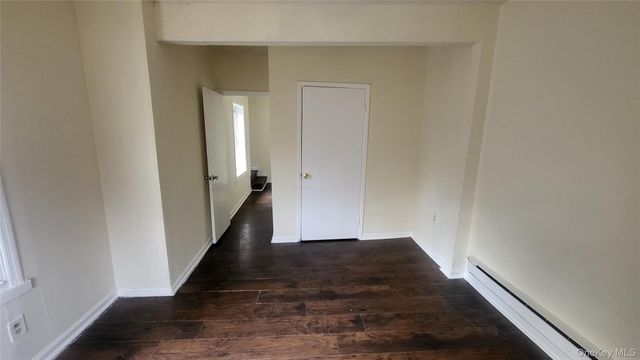 67 Academy St 3, Poughkeepsie, NY 12601