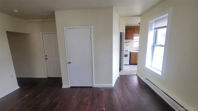 67 Academy St 3, Poughkeepsie, NY 12601