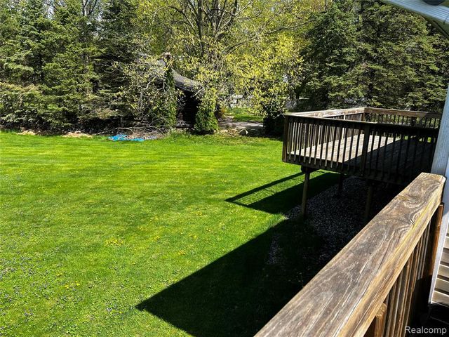 3015 3 Mile Road, Grand Rapids, MI 49525