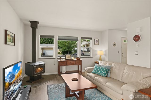 193 NE Max William Loop, Poulsbo, WA 98370