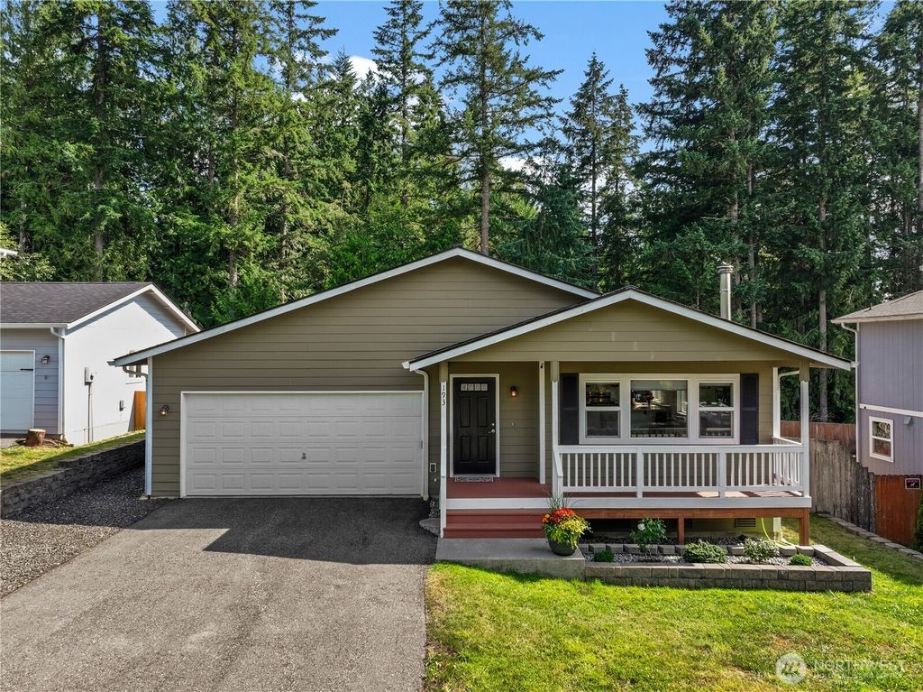 193 NE Max William Loop, Poulsbo, WA 98370
