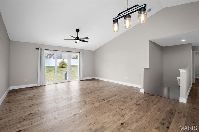 113 Sommerset Court, O'fallon, MO 63367