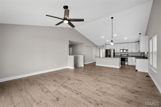 113 Sommerset Court, O'fallon, MO 63367