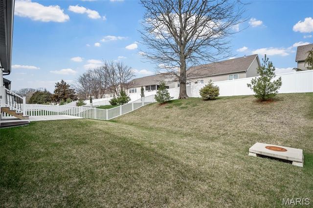 113 Sommerset Court, O'fallon, MO 63367