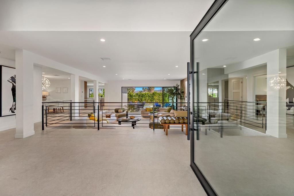 Image 13 of property listing at 73306 Juniper Street, Palm Desert, CA 92260