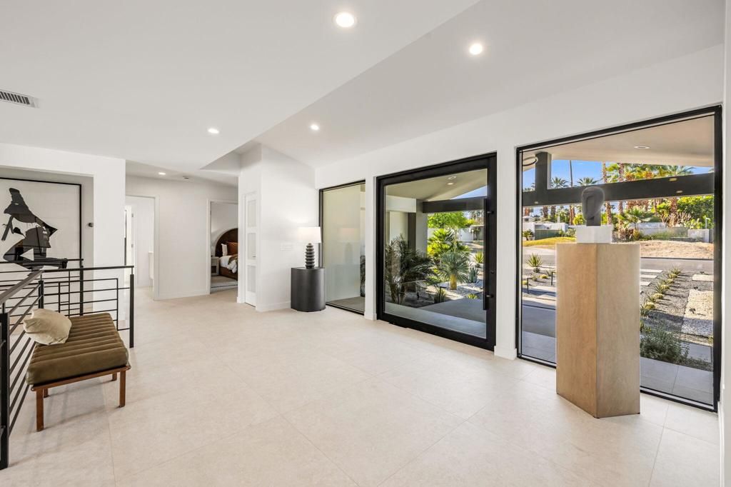 Image 14 of property listing at 73306 Juniper Street, Palm Desert, CA 92260