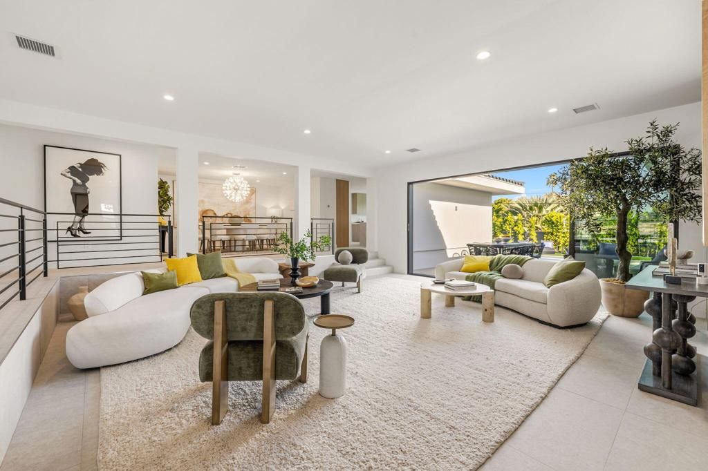 Image 15 of property listing at 73306 Juniper Street, Palm Desert, CA 92260