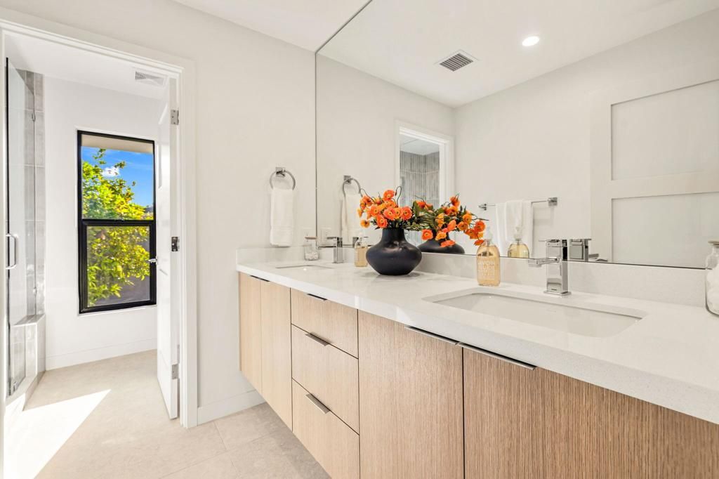 Image 48 of property listing at 73306 Juniper Street, Palm Desert, CA 92260