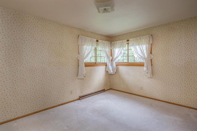 5419 LONG COURT, Appleton, WI 54914