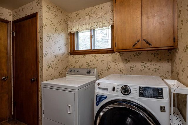 5419 LONG COURT, Appleton, WI 54914
