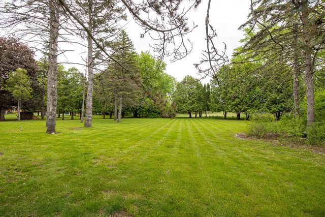 5419 LONG COURT, Appleton, WI 54914