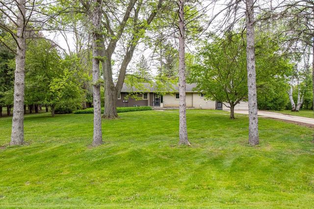 5419 LONG COURT, Appleton, WI 54914