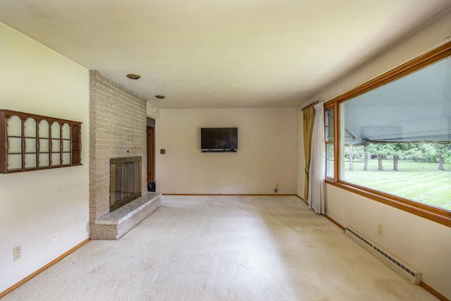 5419 LONG COURT, Appleton, WI 54914