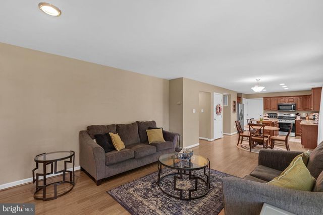 48 MONTGOMERY DR, Stafford, VA 22556