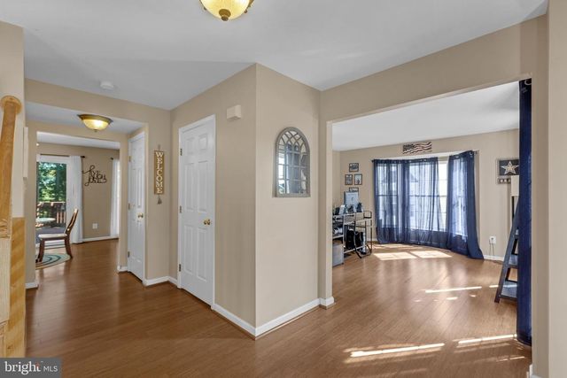 48 MONTGOMERY DR, Stafford, VA 22556
